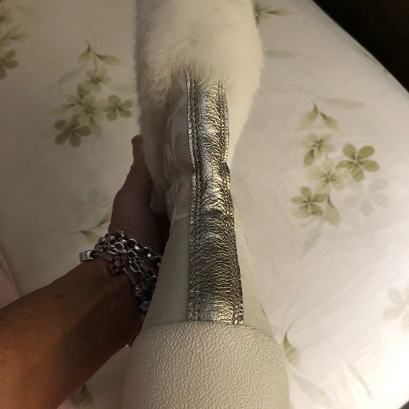 Coach winter white boots rabbit fur - Picture 3 of 6